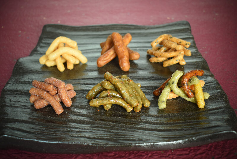 선물용으로 인기 있는 일본 니시키호린 카린토 패키지 제품