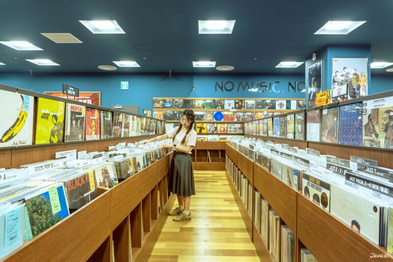 Tower Vinyl สาขาอุเมดะ โอซาก้า 