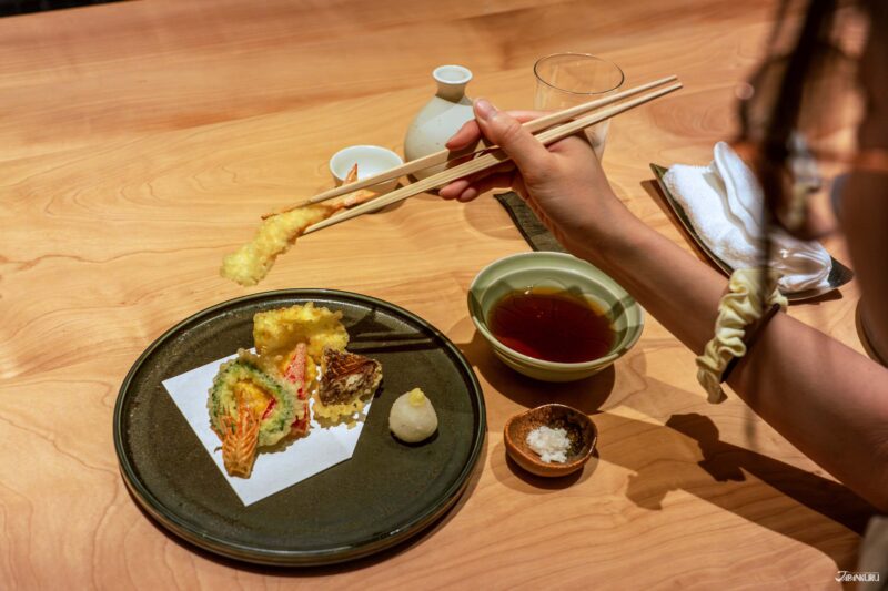 เทมปุระในโอซาก้าที่ร้าน XEX WEST