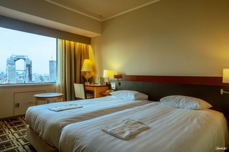 โรงแรมฮันชินในโอซาก้า