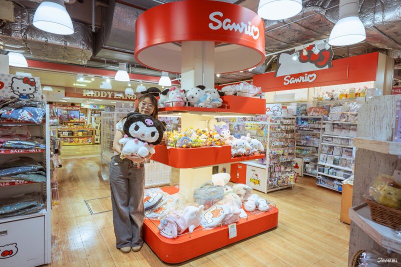 Sanrio Merchandise at Kiddyland Osaka Umeda