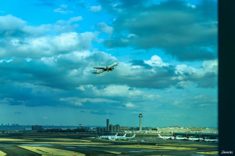 도쿄 하네다 공항 전경 – 일본 워킹홀리데이 확대로 최대 2년 체류 가능