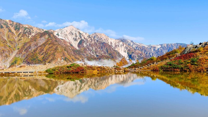 日本賞楓景點長野白馬八方池