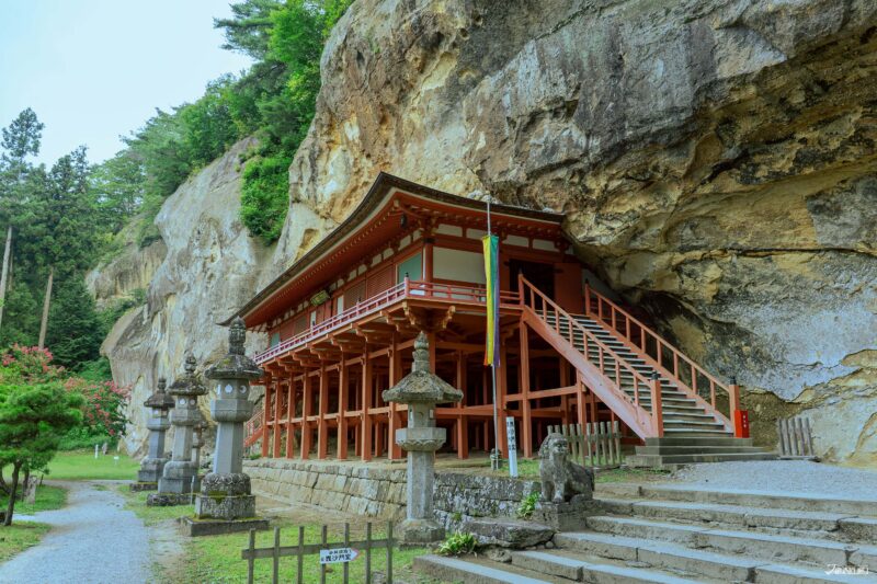 岩手景點 達谷窟毘沙門堂