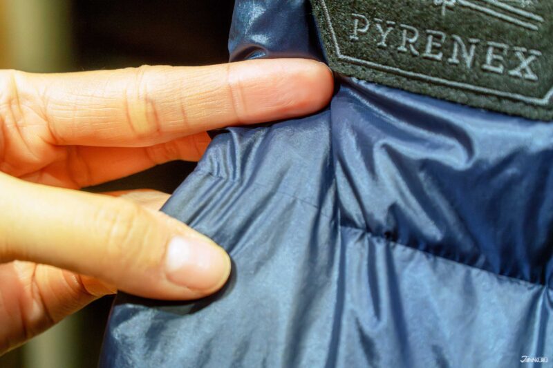 튜브 테크놀로지 패브릭 기술이 적용된 BARRY 프리미엄 덕다운