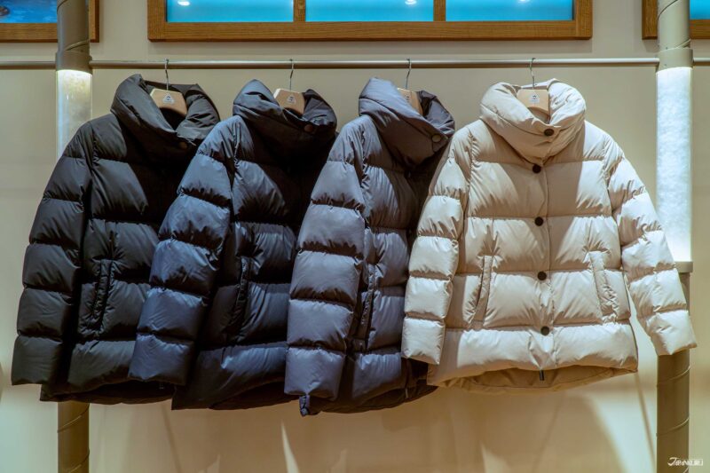 ELAURA 2 경량 다운 제품 디테일 컷