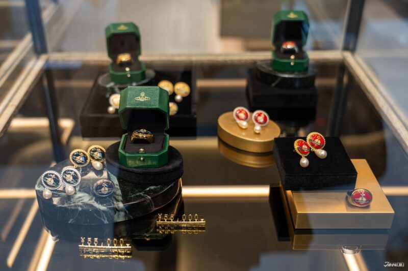 Vivienne Westwood青山店 飾品 土星耳環