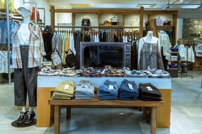 แบรนด์เสื้อผ้าญี่ปุ่น niko and ...