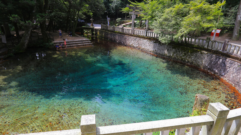 미네시 아키요시다이 카르스트 지형과 아키요시도 석회동굴 전경