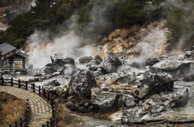 운젠 온천 증기와 안개 풍경, 일본 규슈 나가사키현 자연 명소