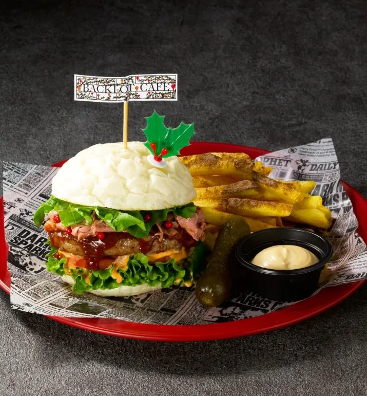 เบอร์เกอร์คริสมาสต์ เมนูพิเศษช่วงอีเวนต์ Hogwarts in the Snow 