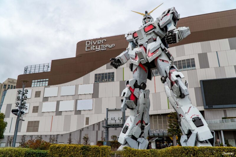 도쿄 오다이바 실물 사이즈 유니콘 건담과 포토 스팟