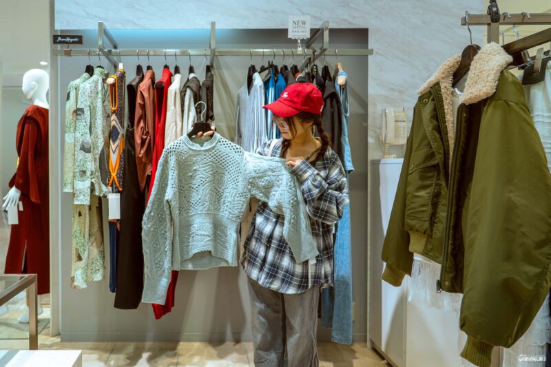 福冈旅游推荐 岩田屋 服饰购物