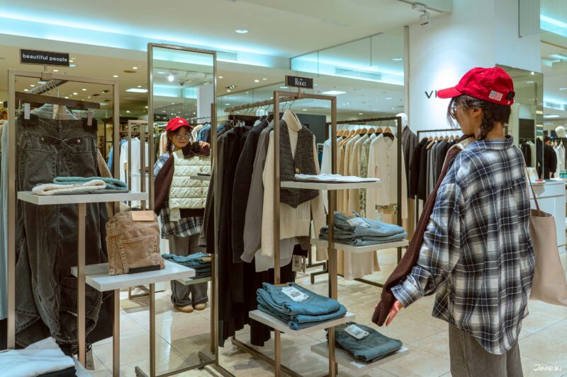 福冈旅游推荐 岩田屋 服饰购物