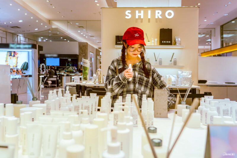 福冈旅游推荐 岩田屋 美妆购物