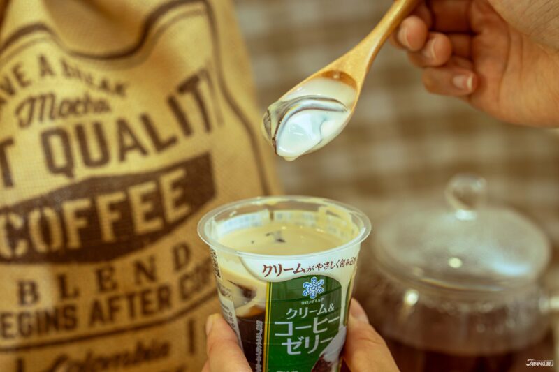 日本超商甜點推薦 雪印Megmilk咖啡凍