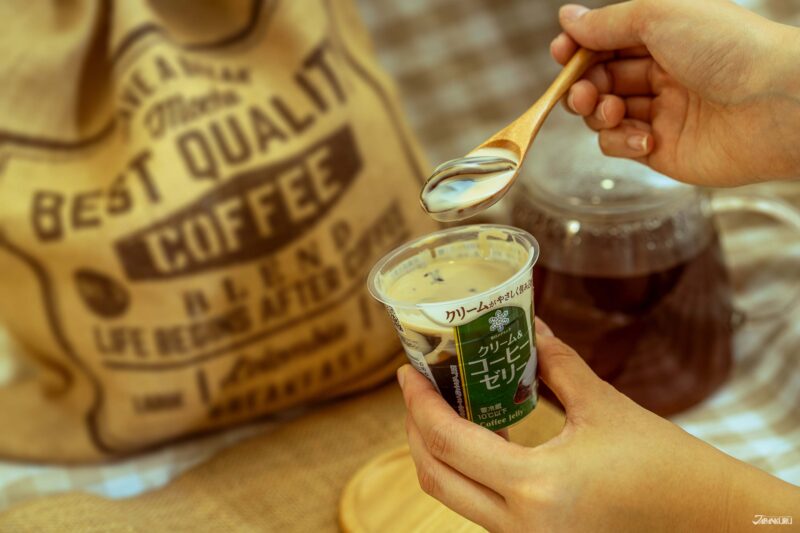 日本超商甜點推薦 雪印Megmilk咖啡凍