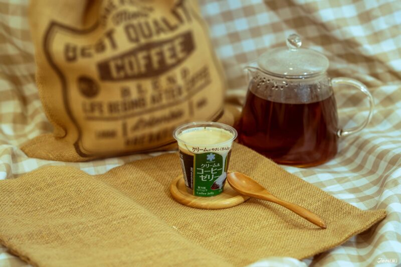 日本超商甜點推薦 雪印Megmilk咖啡凍