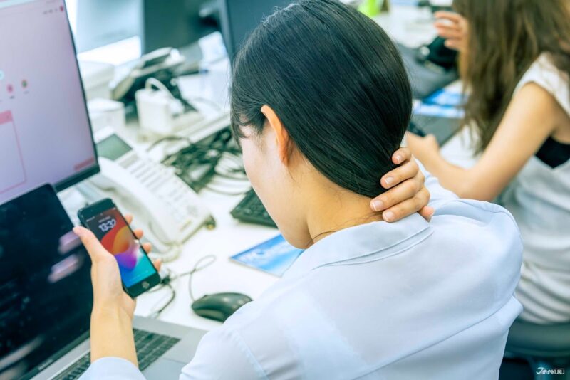 日本藥妝推薦 日常肩頸痠痛 興和