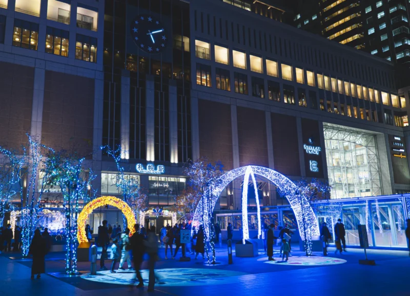 삿포로역 남쪽 출구 앞 광장 사츠에키 일루미네이션 메인 오브제