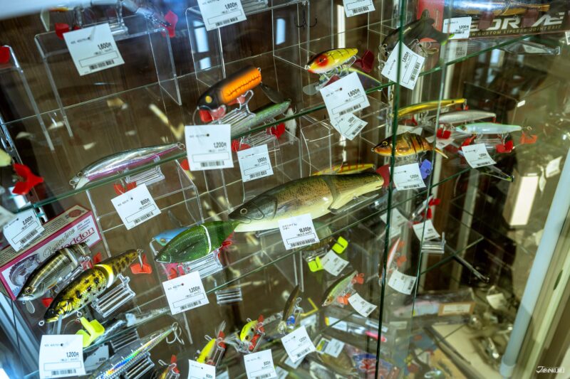 Seconhand fishing rod shopping in Japan at BOOKOFF Yao Nagahata