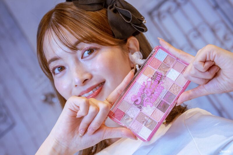 캔메이크 아이돌 아이 메이크업, 화사한 컬러와 또렷한 눈매