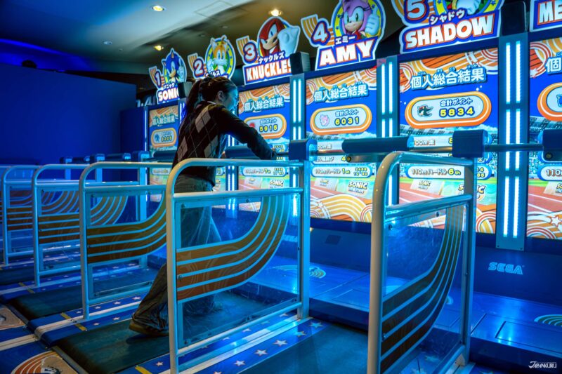 Sonic attractions at Tokyo's indoor amusement park, TOKYO JOYPOLIS