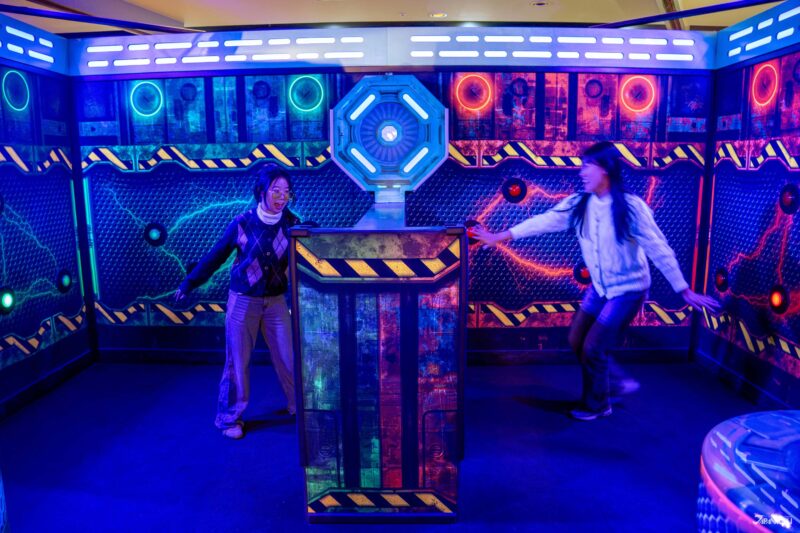 attractions at Tokyo's indoor amusement park, TOKYO JOYPOLIS