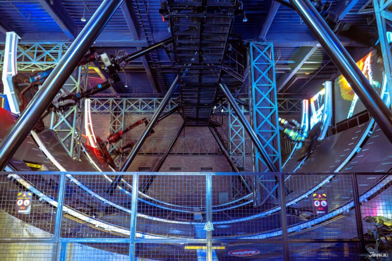 Attractions at Tokyo's indoor amusement park, TOKYO JOYPOLIS