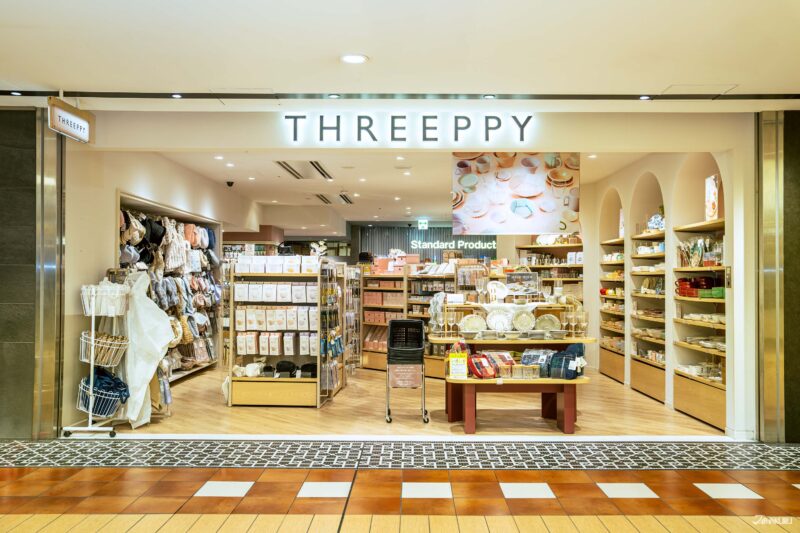 쓰리피(THREEPPY)의 아기자기한 핑크빛 인테리어 소품