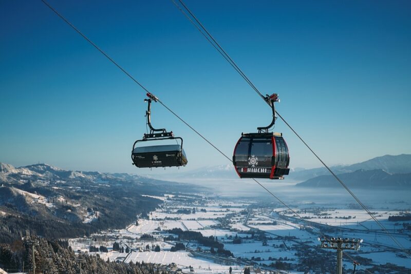 石打丸山滑雪場 新型纜車