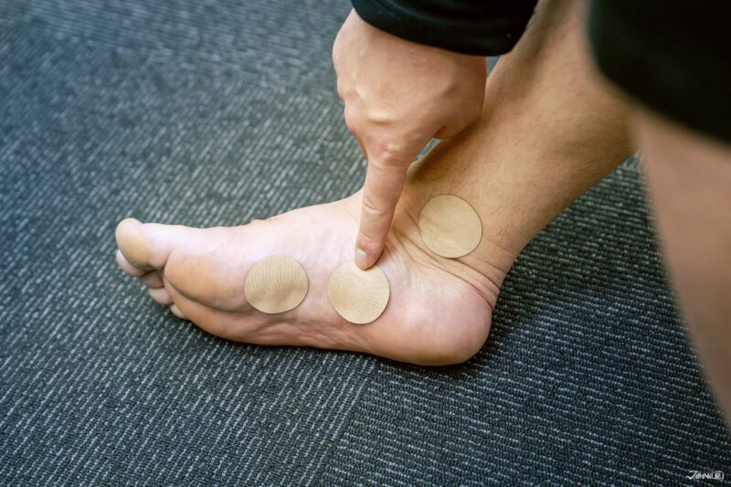 니치반 로이히츠보코 파스 피부 밀착 사용 이미지