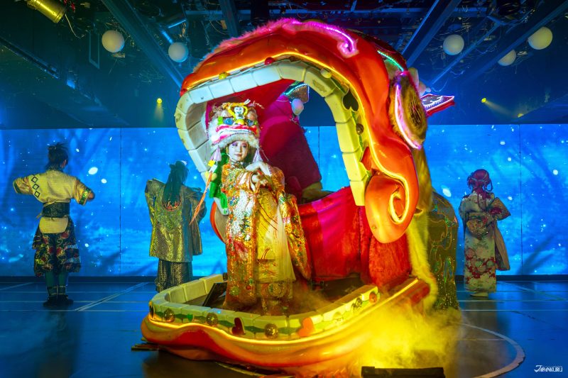 Tokyo's samurai dinner show: Shinjuku Samurai Restaurant