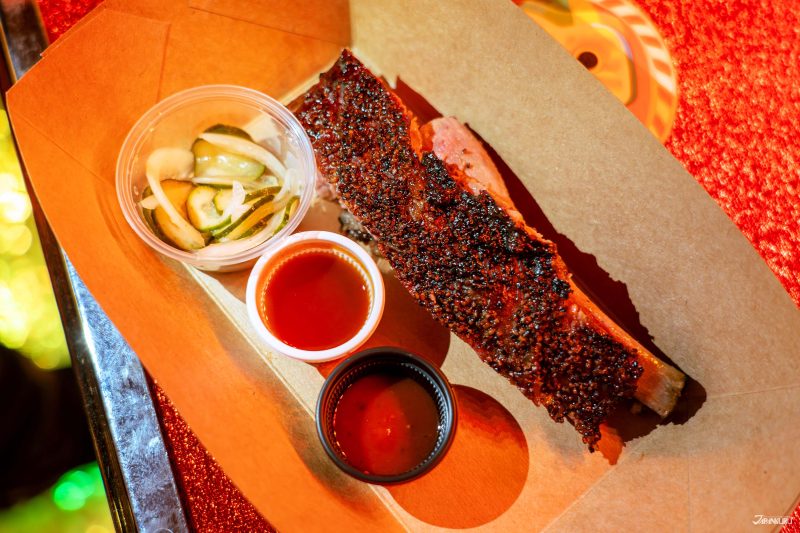 Tokyo's samurai dinner show: Shinjuku Samurai Restaurant