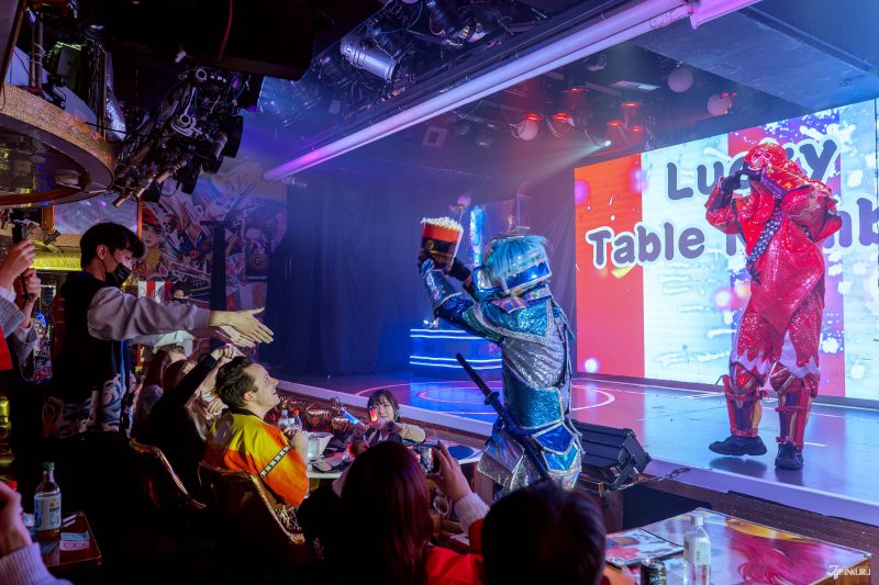 Tokyo's samurai dinner show: Shinjuku Samurai Restaurant