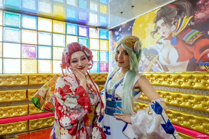 Tokyo's samurai dinner show: Shinjuku Samurai Restaurant