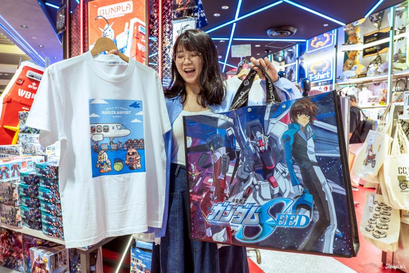 Tokyo Souvenir Shopping at Narita Airport: A Quick Shopping Guide at Fa-So-La SHOPS (AKIHABARA Japanese Souvenirs)