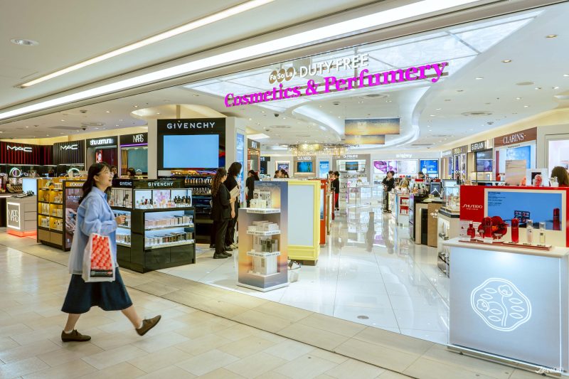 Tokyo Souvenir Shopping at Narita Airport: A Quick Shopping Guide at Fa-So-La SHOPS (Cosmetics & Perfume)