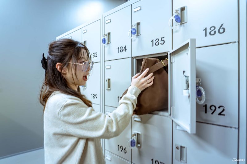 원더리아 요코하마 입구의 무료 락커 시설