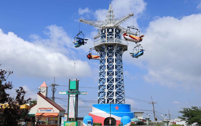 大阪生駒遊樂園 必玩設施「飛行塔」