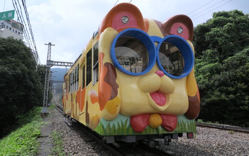 生駒山上遊樂園 貓咪造型車廂
